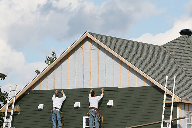 Professional Siding Contractor technician working in Brownstown, PA
